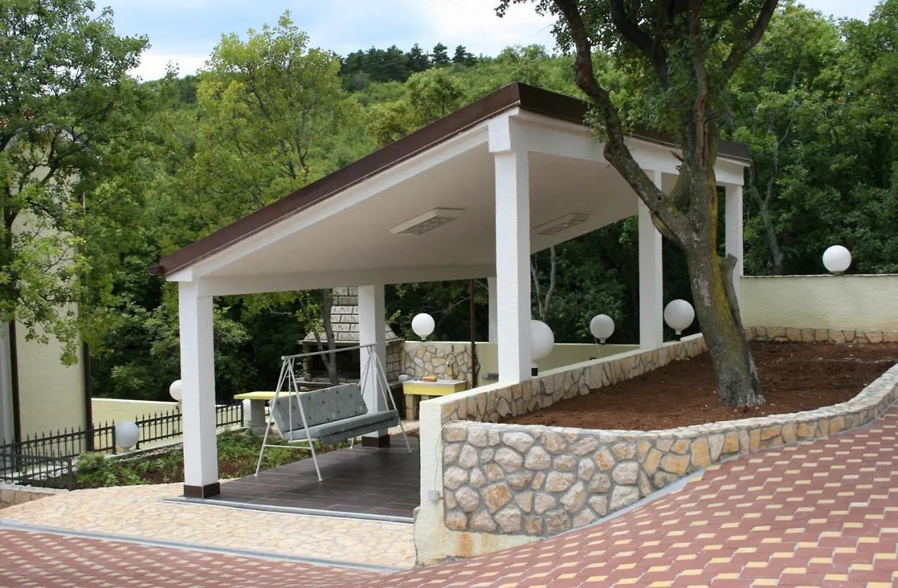 Apartments With A Parking Space Povile, Novi Vinodolski - 2398 0*, Povile