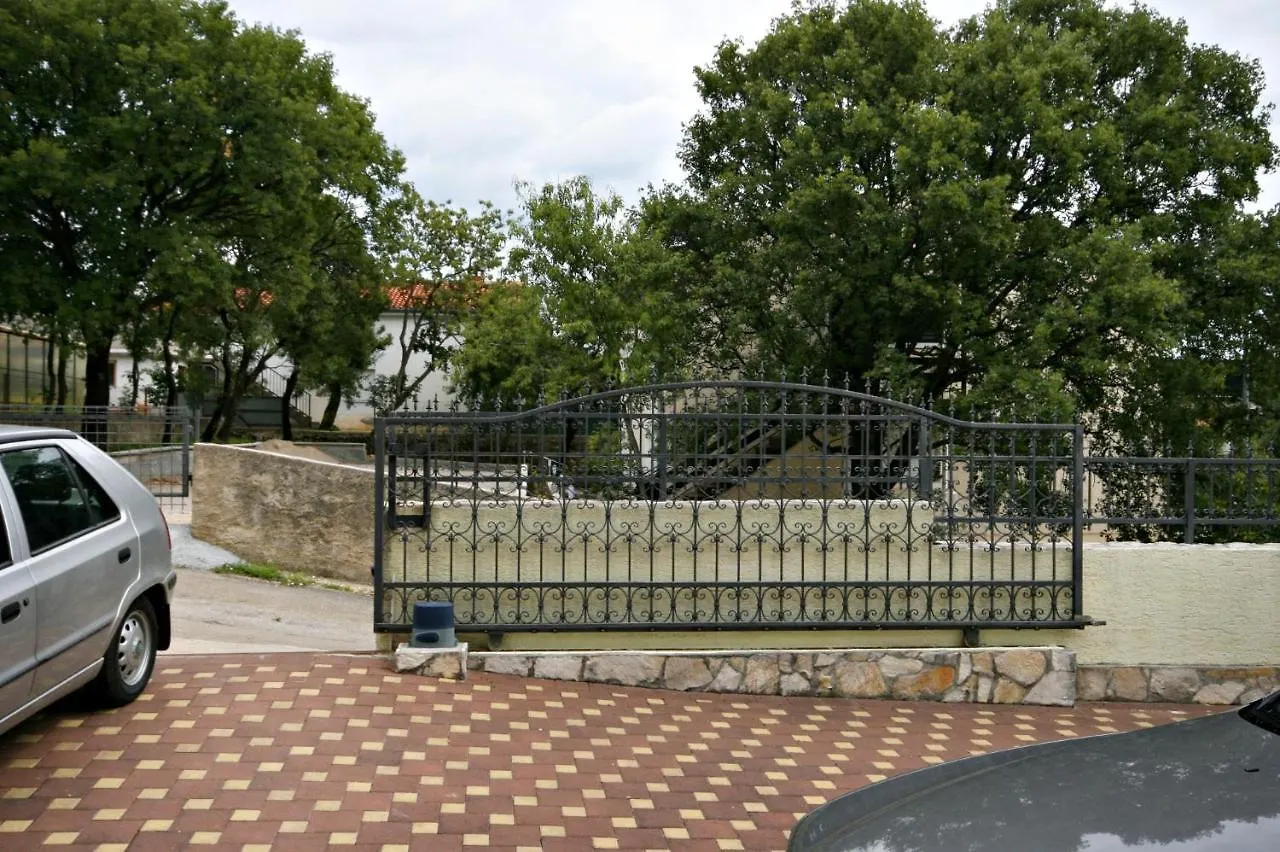 Apartments With A Parking Space Povile, Novi Vinodolski - 2398 0*, Povile