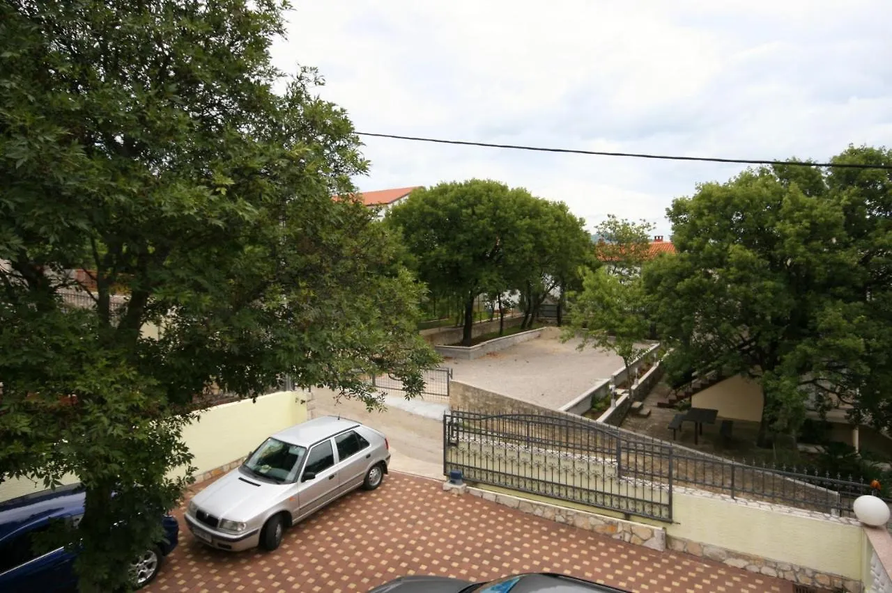 Apartments With A Parking Space Povile, Novi Vinodolski - 2398 Croacia